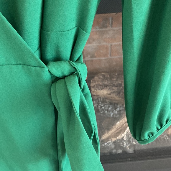 Dress - Picture 3 of 5